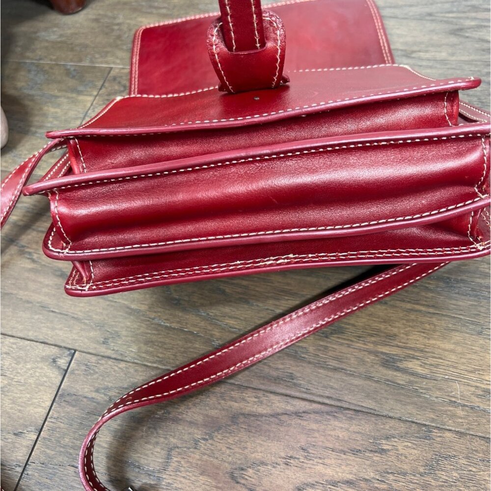 VINTAGE IL KUOIO Handmade Leather Messenger Crossbody Bag Red EUC - Picture 6 of 11